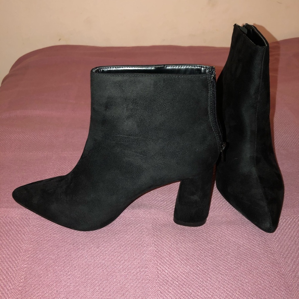 Beautiful Booties - Picture 4 of 7